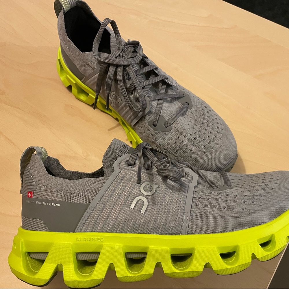 On Running Cloudswift 4 Men's Gray and Yellow Running Shoes - 8.5US